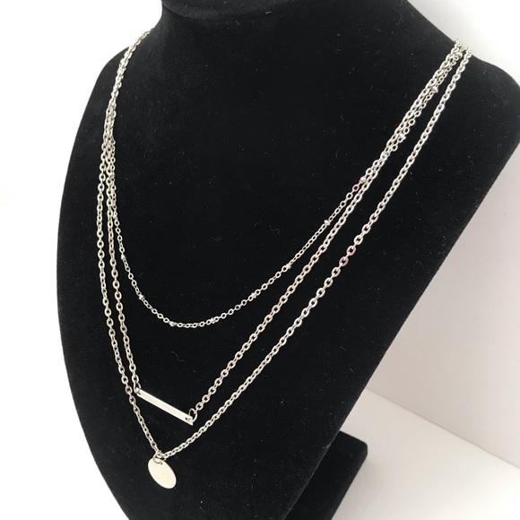 ❣️New Triple Layer Silver Tone Necklace - Picture 2 of 7